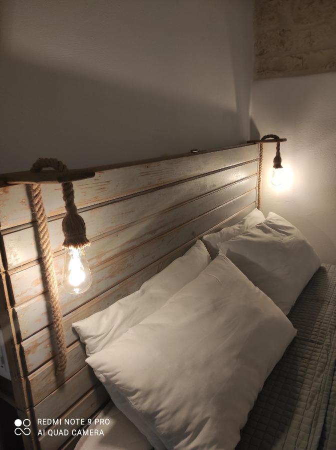 Dimora 'A Petr - Suite 'A Petr เชจลีเมสซาปิกา ภายนอก รูปภาพ